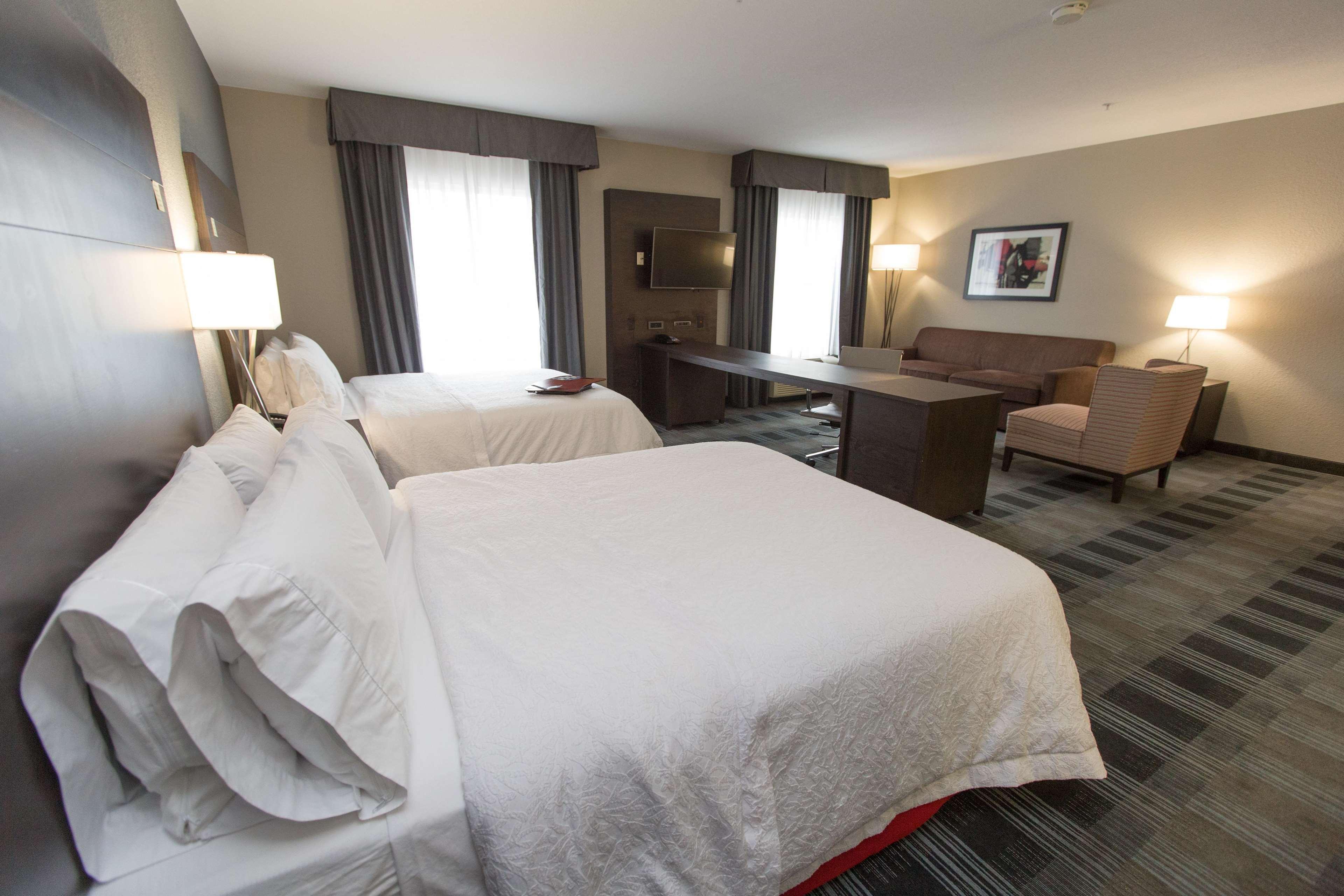 Hampton Inn & Suites Oklahoma City Airport Hotel