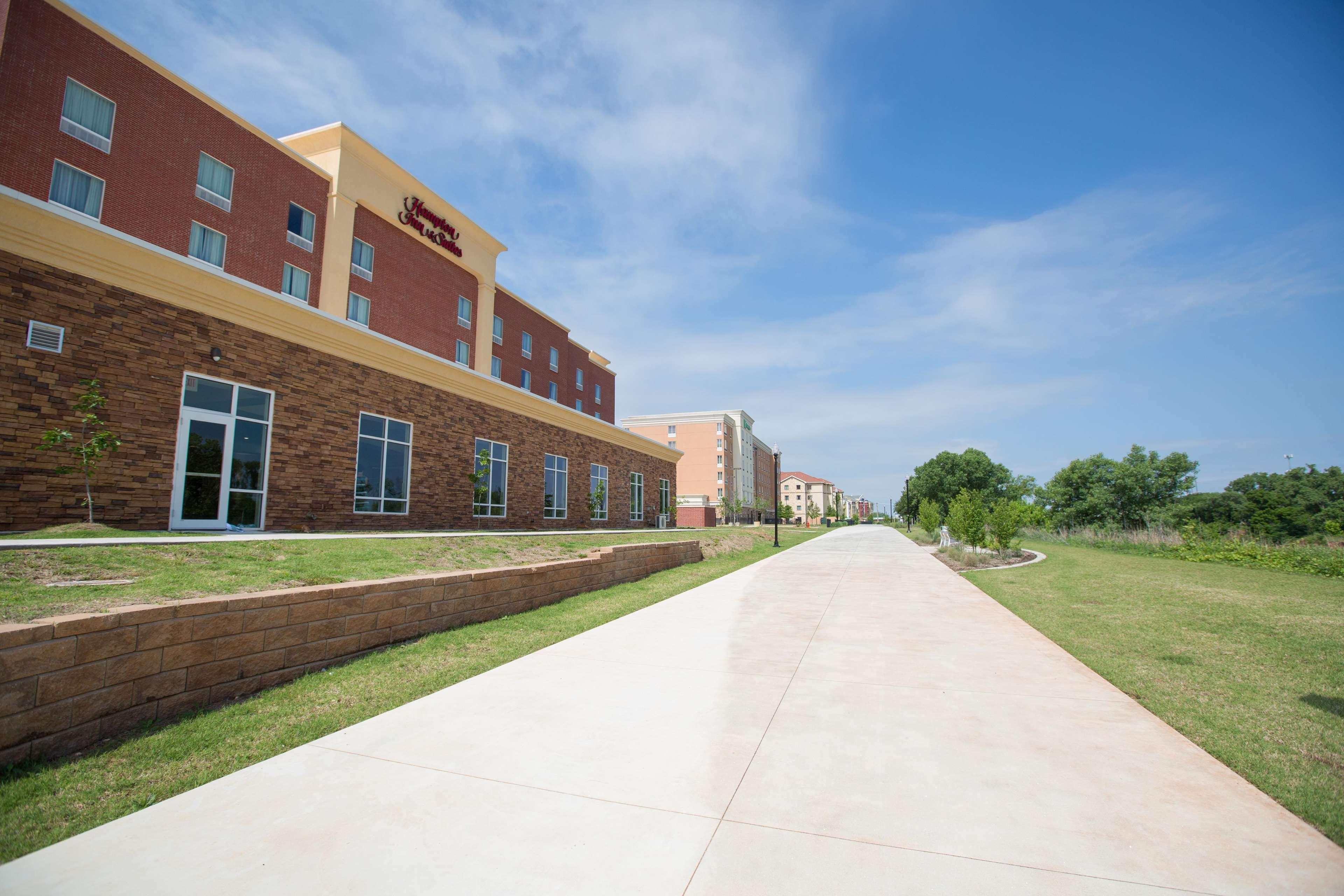 Hampton Inn & Suites Oklahoma City Airport Hotel 3*